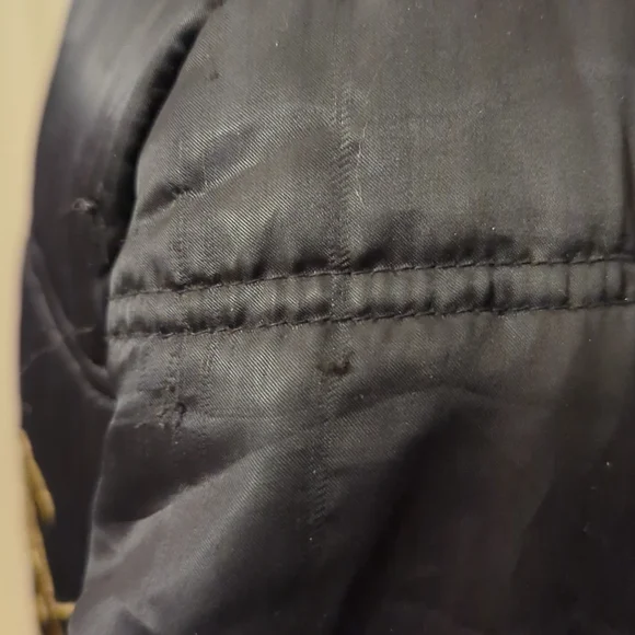 Vintage Coogi Puffer Jacket with Removable Faux Fur lined hood Size Medium - Picture 11 of 14